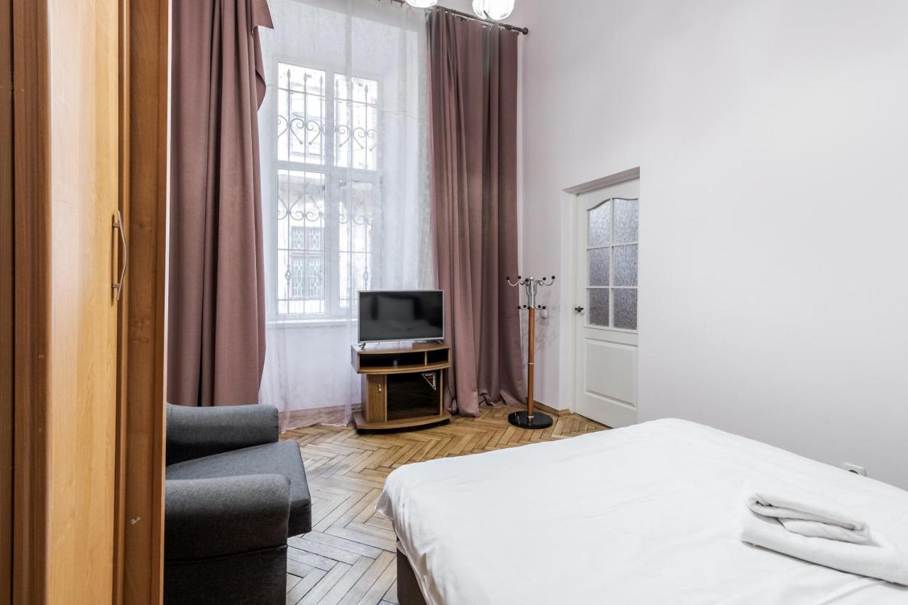 Striltsiv Apartment Lviv Exterior photo