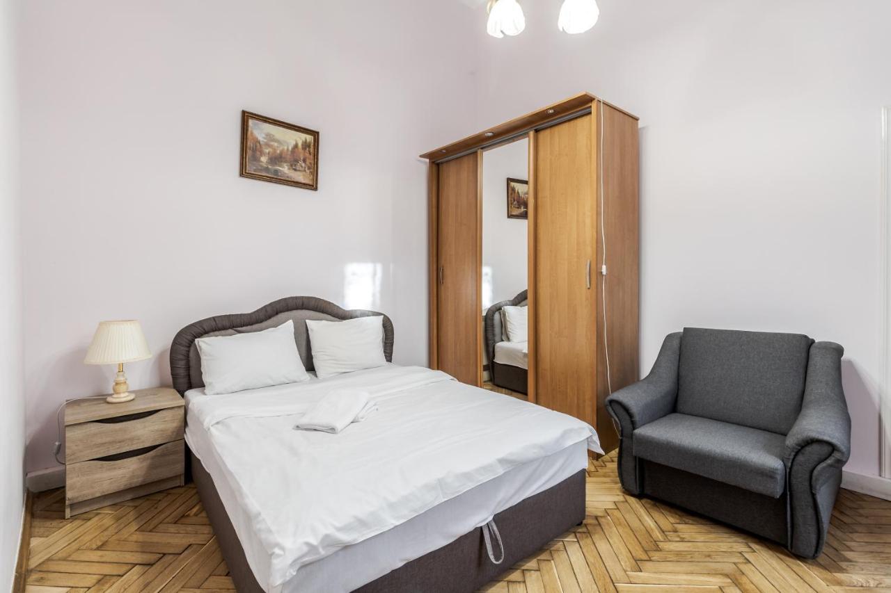 Striltsiv Apartment Lviv Exterior photo